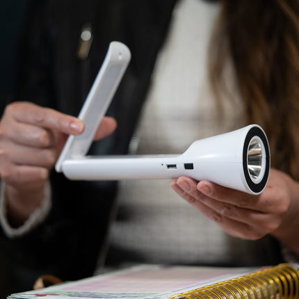 Linterna 2 en 1 Lumen