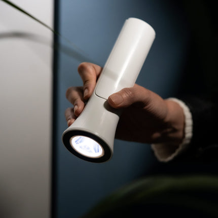 Linterna 2 en 1 Lumen