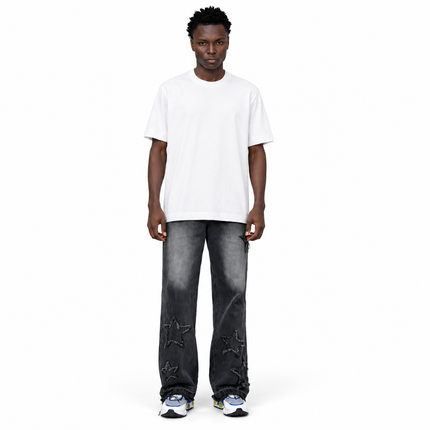 ANDINA Camiseta Regular Fit vista frontal sobre fondo blanco