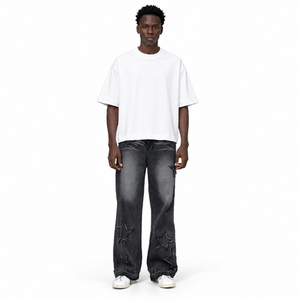 MAREK Camiseta Boxy Fit vista frontal sobre fondo blanco