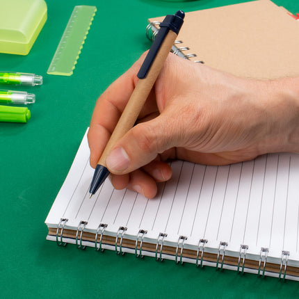 Cuaderno con Bolígrafo