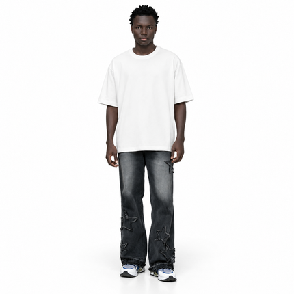 RAW Camiseta Oversize vista frontal sobre fondo blanco