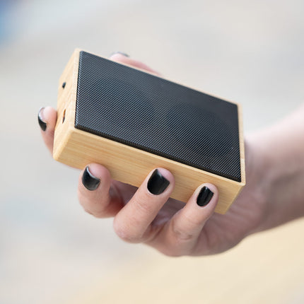 Altavoz Carga Solar